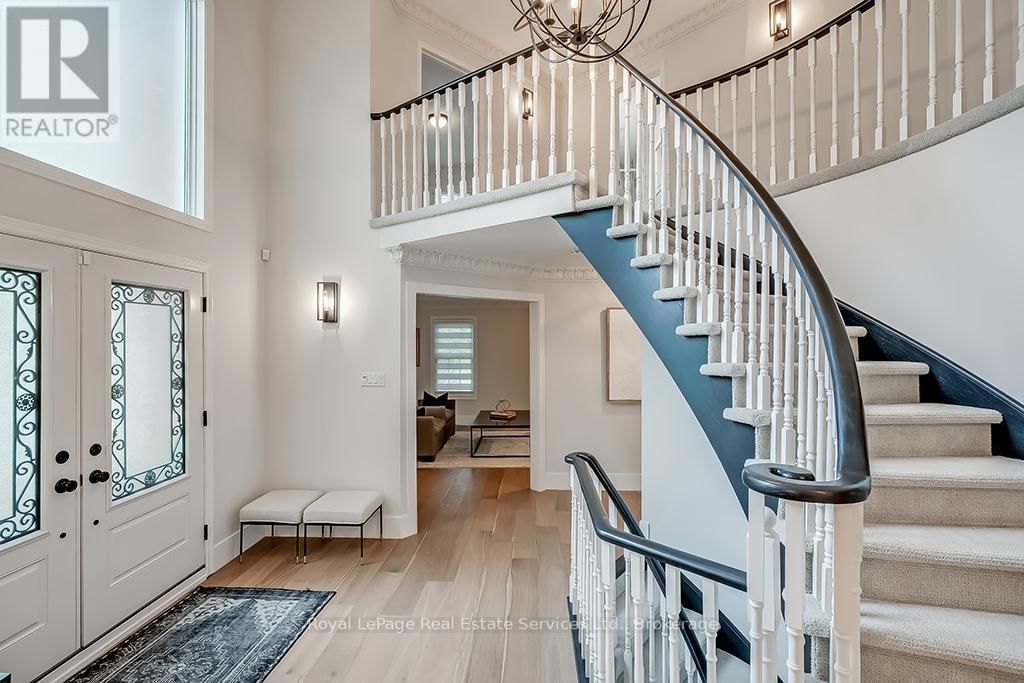 2101 GROSVENOR STREET Image 5