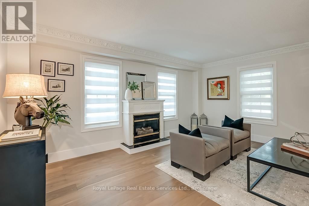 2101 GROSVENOR STREET Image 7