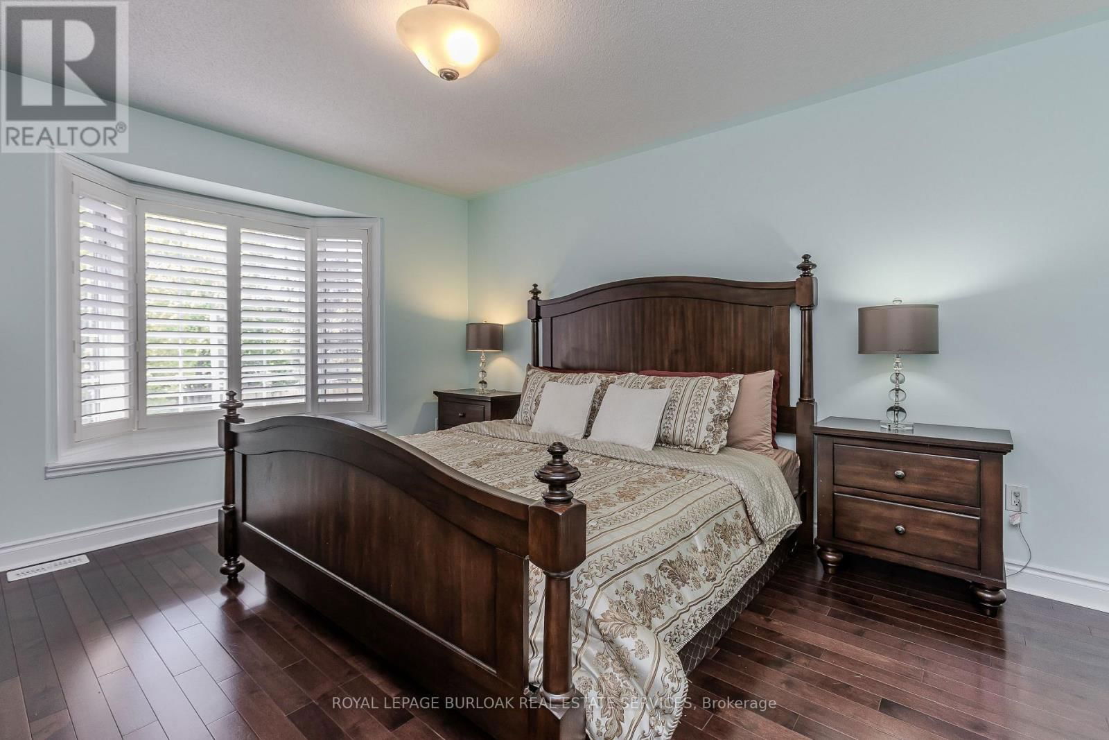373 BURLOAK DRIVE Image 28