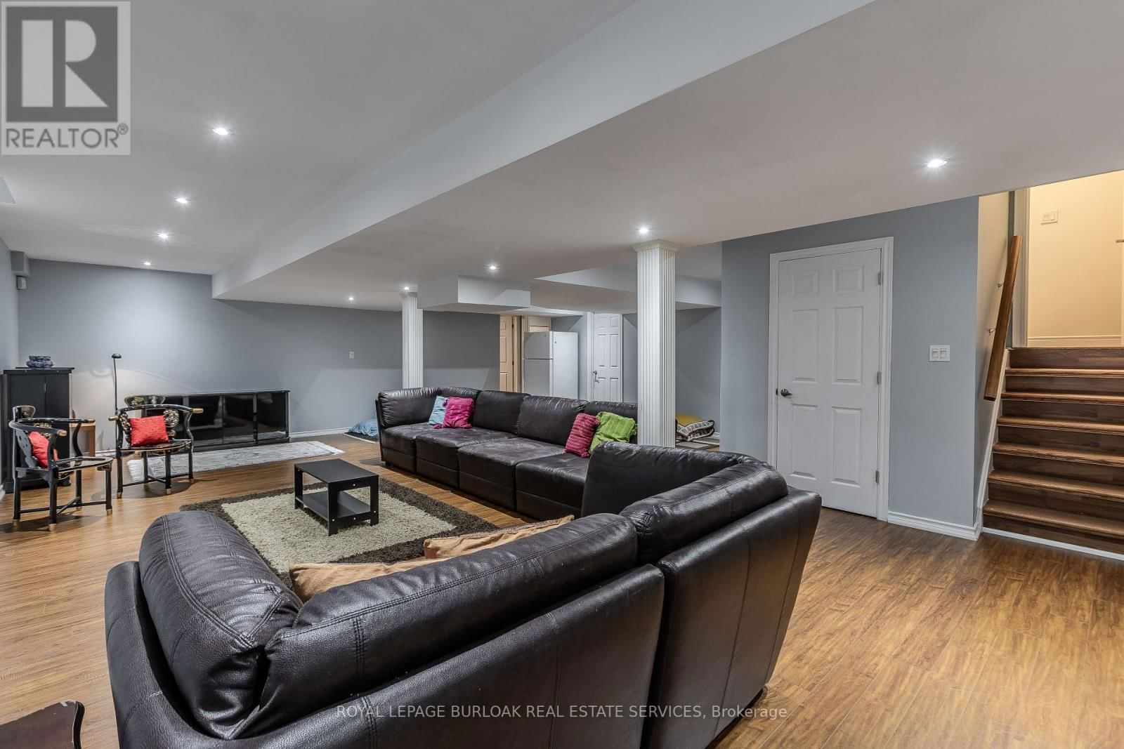 373 BURLOAK DRIVE Image 33