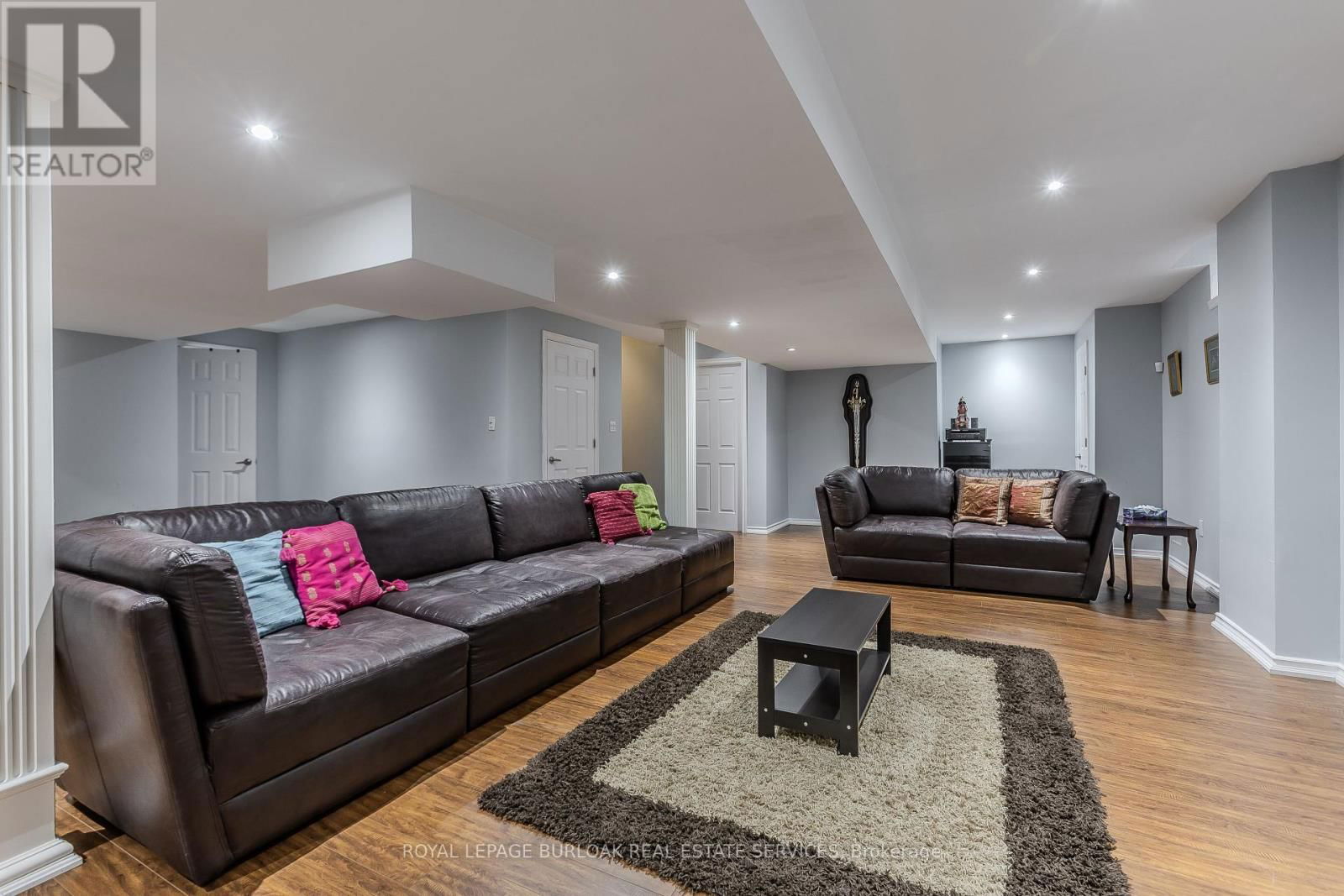 373 BURLOAK DRIVE Image 35