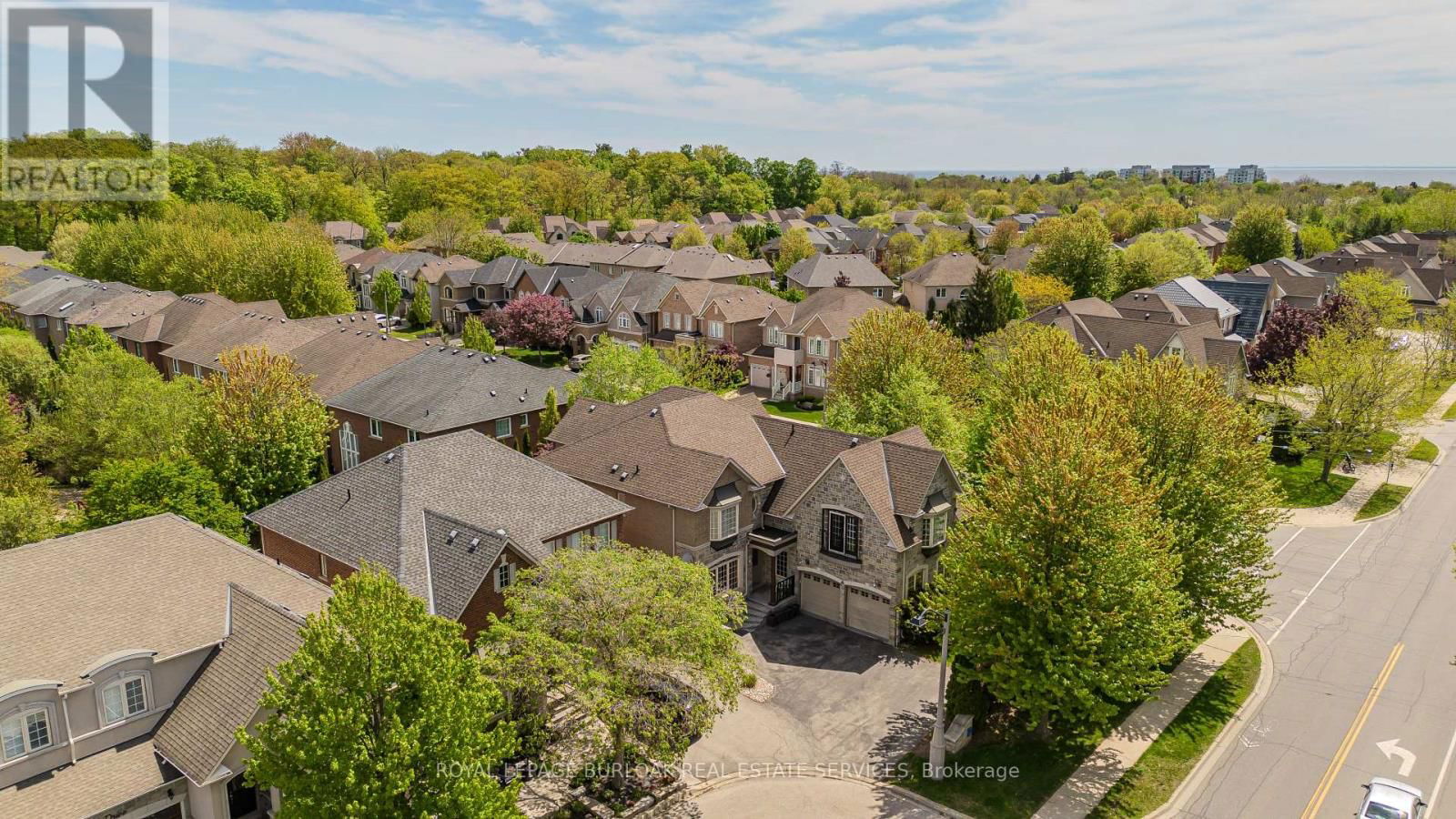 373 BURLOAK DRIVE Image 5