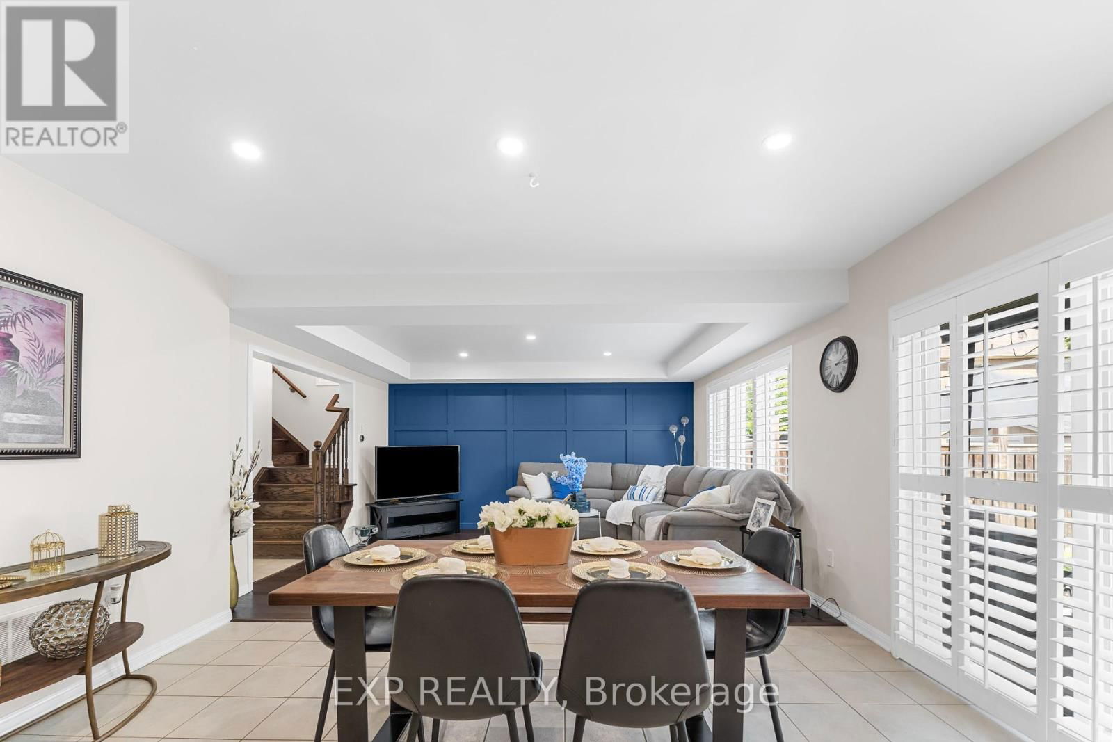 90 MCCLEAVE CRESCENT Image 17