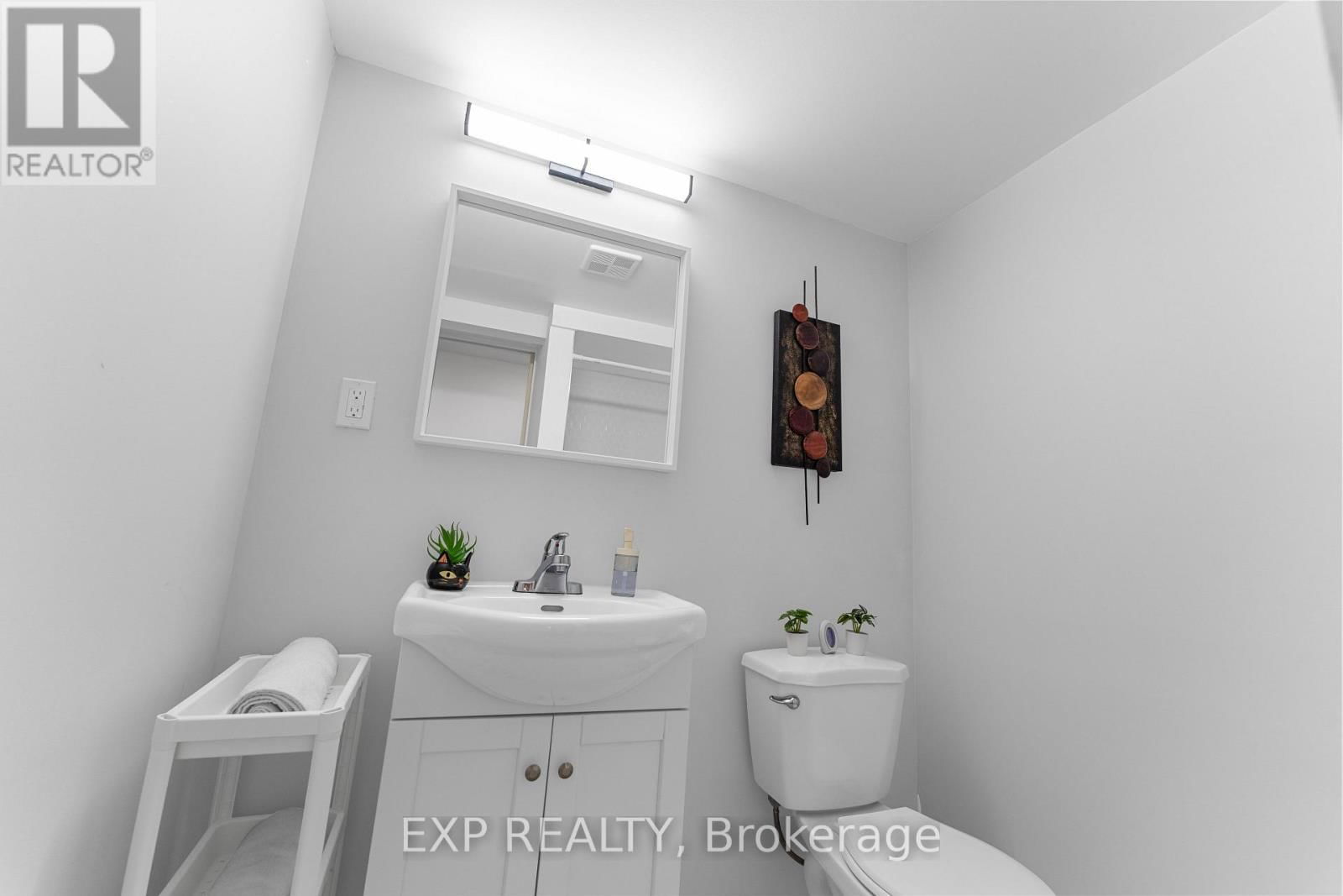 90 MCCLEAVE CRESCENT Image 39