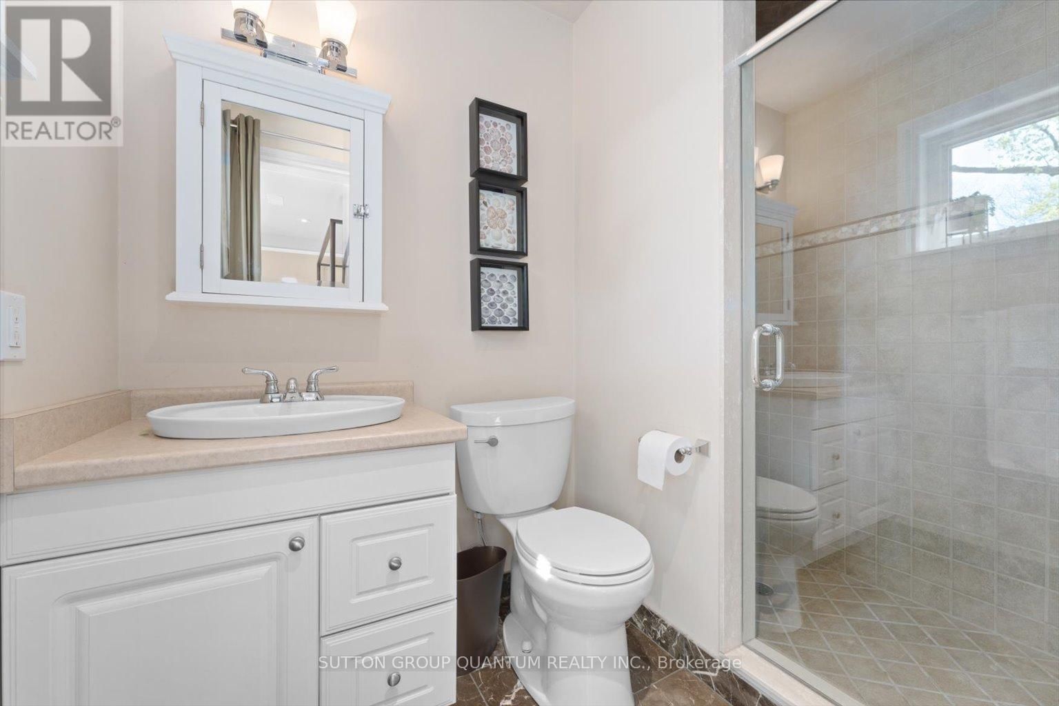 347 PINETREE WAY Image 28