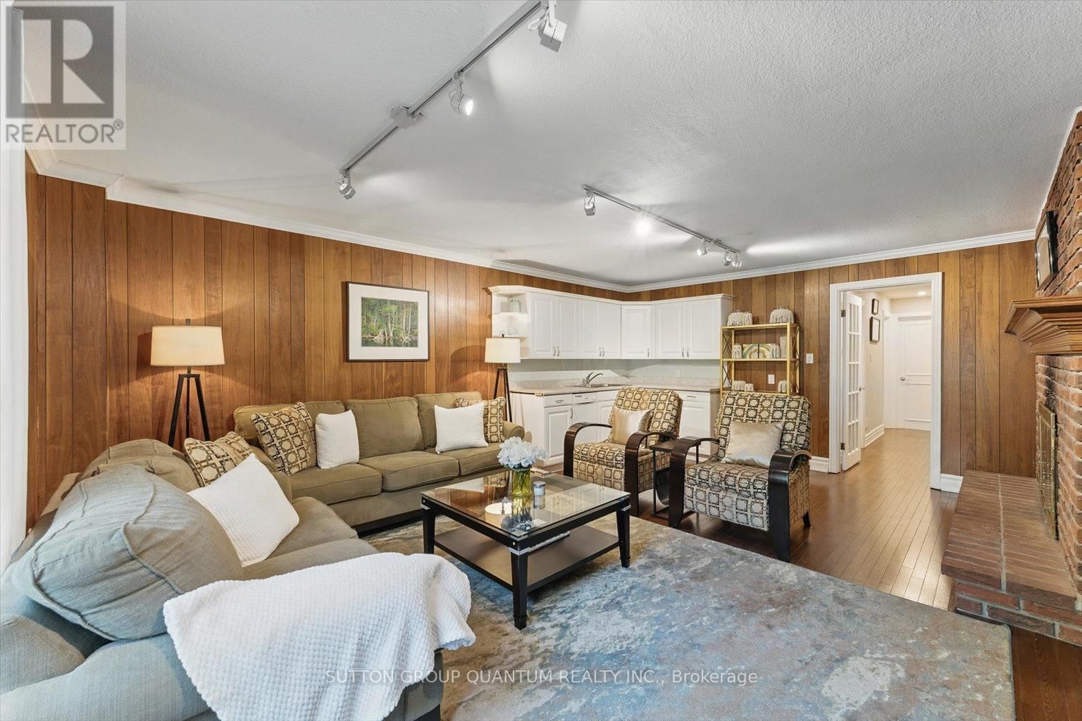 347 PINETREE WAY Image 38