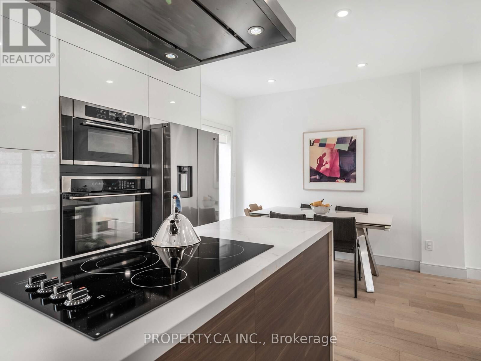 1526 DAVENPORT ROAD Image 10