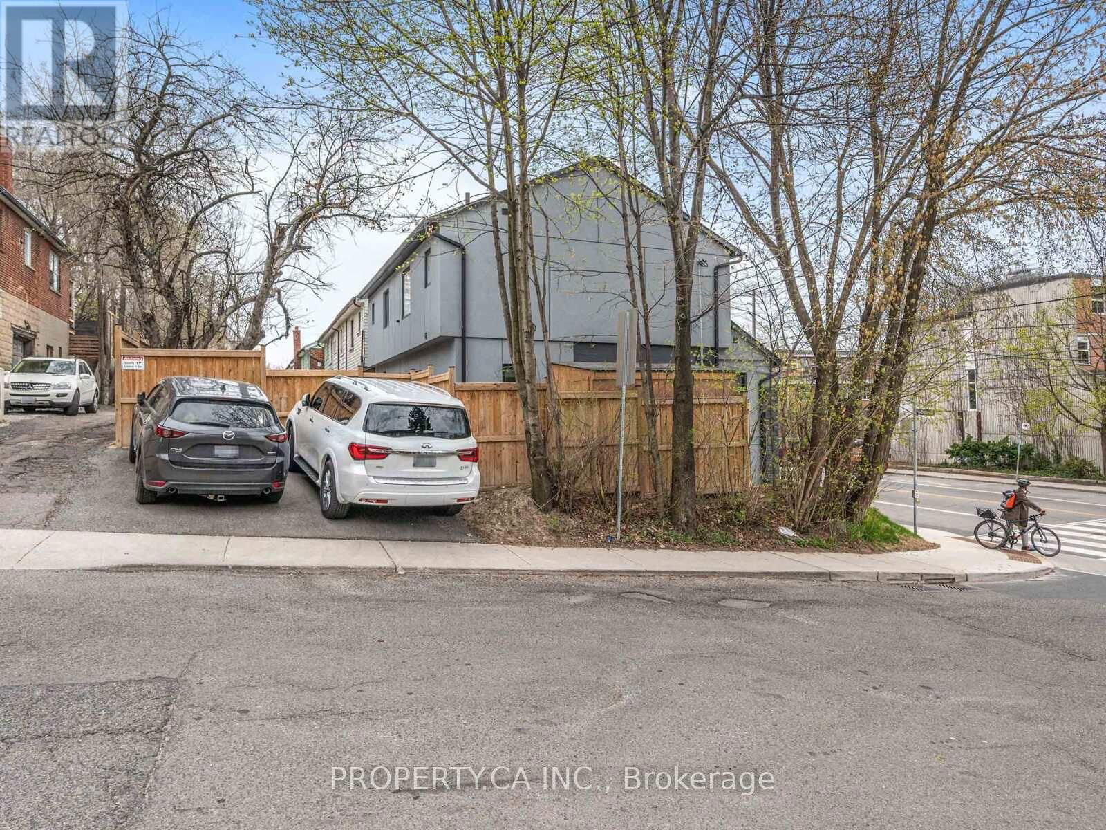 1526 DAVENPORT ROAD Image 23