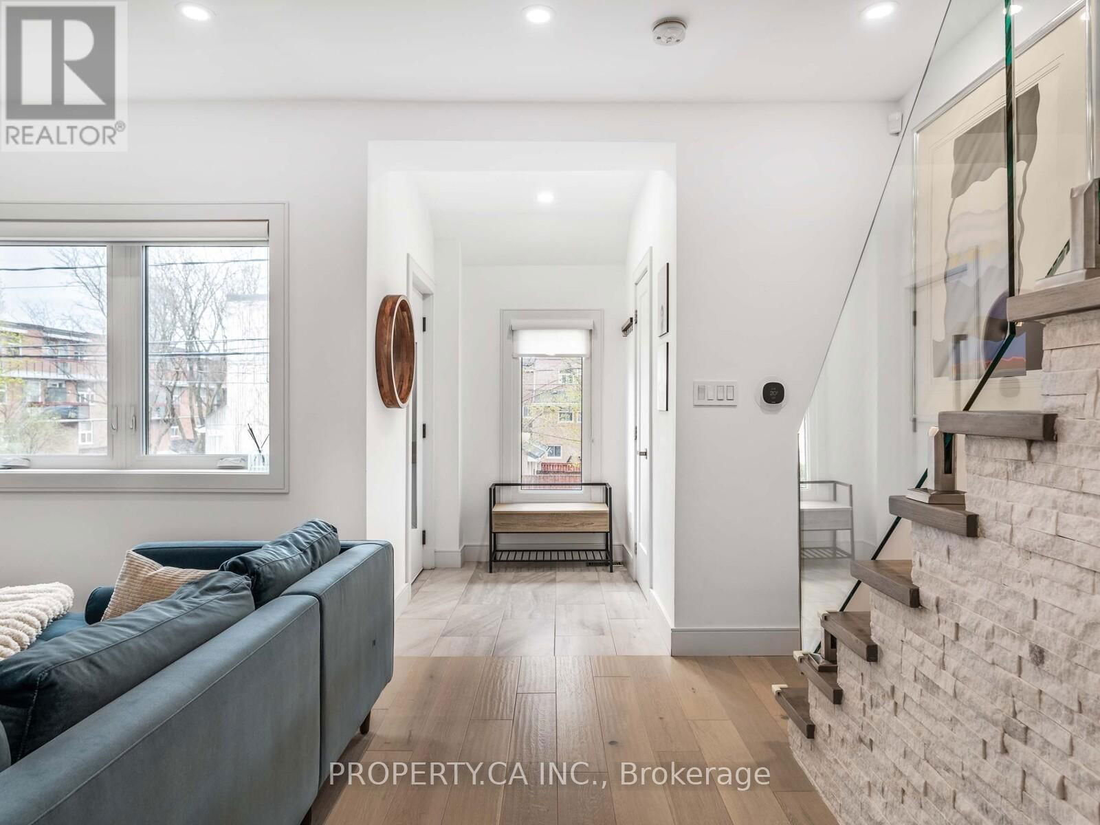 1526 DAVENPORT ROAD Image 3