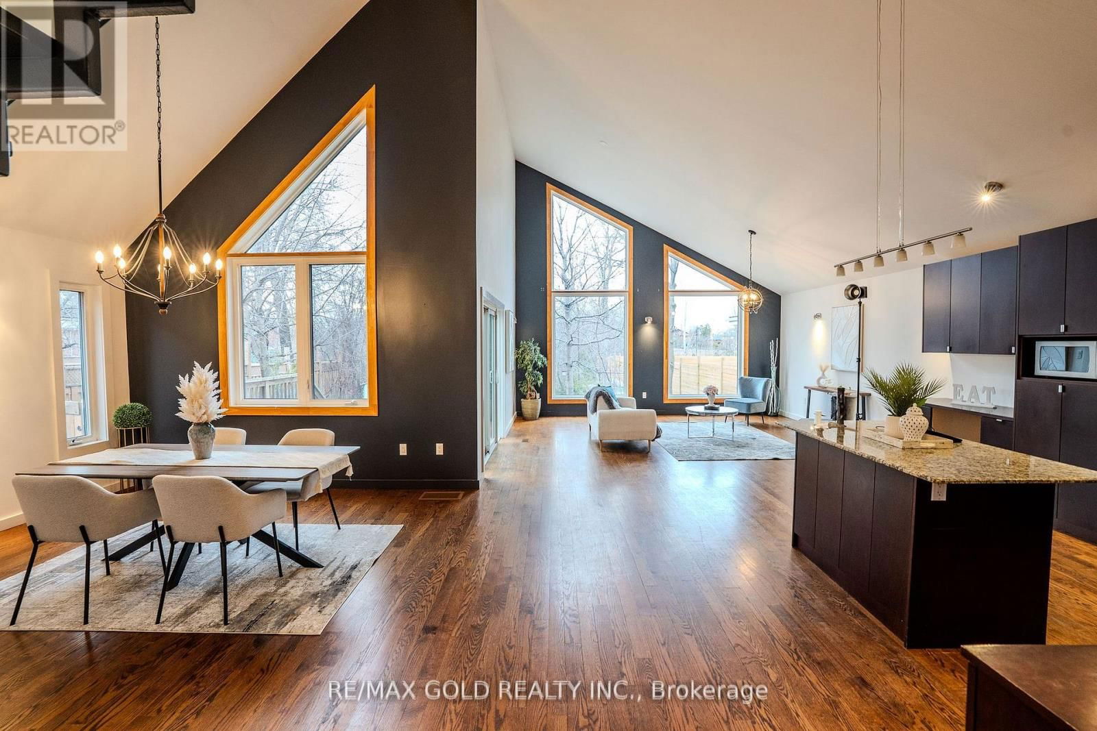 3397 CAWTHRA ROAD Image 1