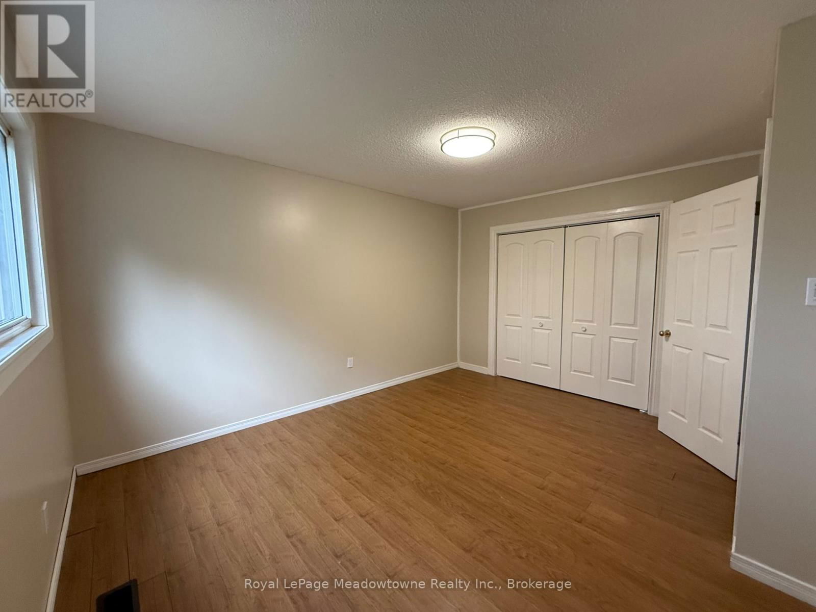 2 - 235 BRONTE STREET Image 5