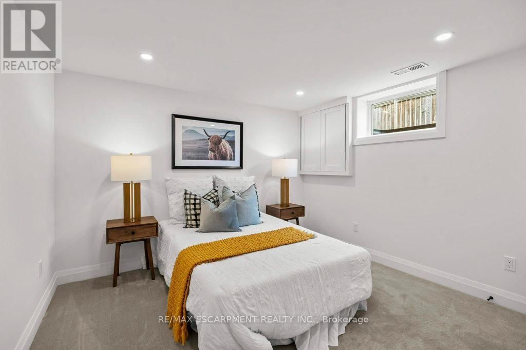 877 CONDOR DRIVE Image 37