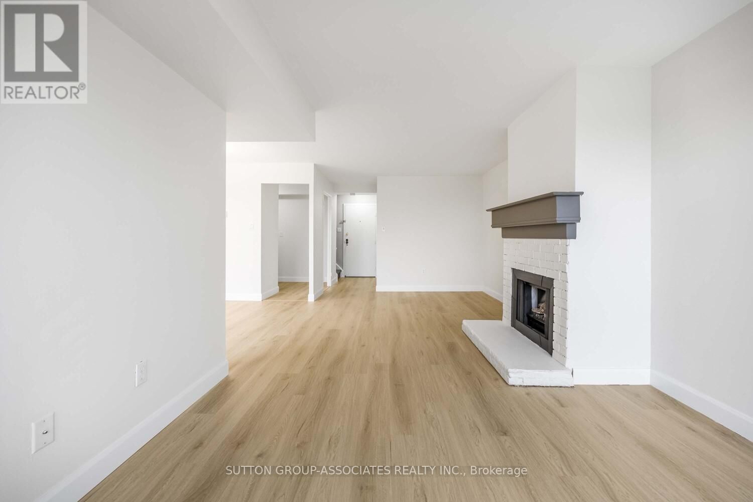 504 - 1300 MARLBOROUGH COURT Image 10
