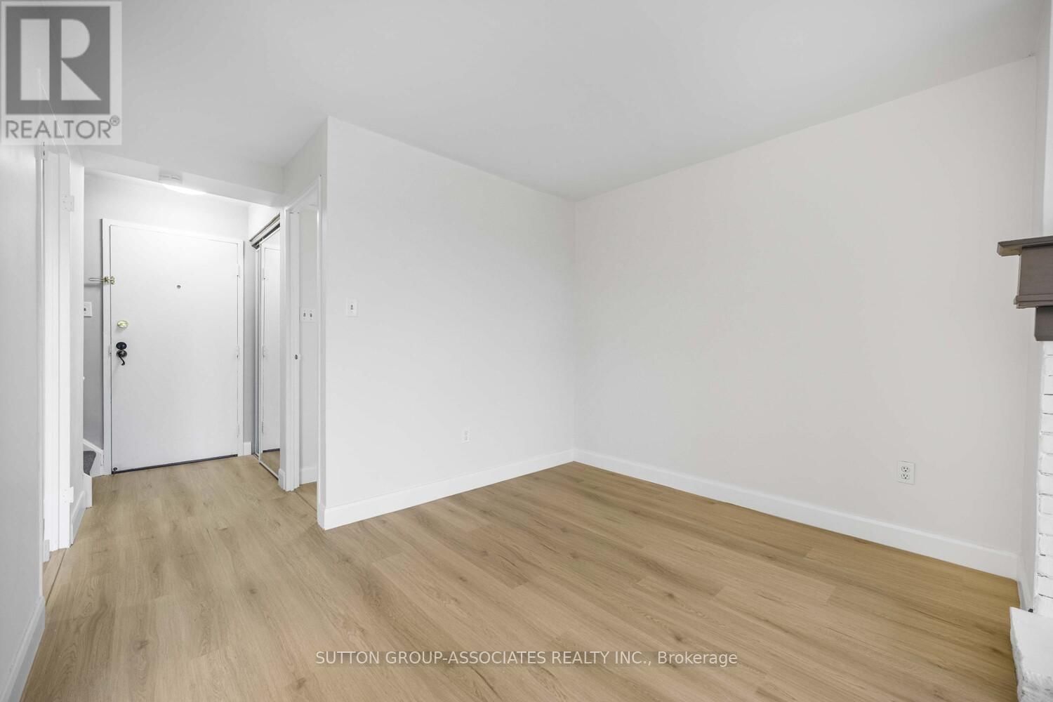 504 - 1300 MARLBOROUGH COURT Image 7