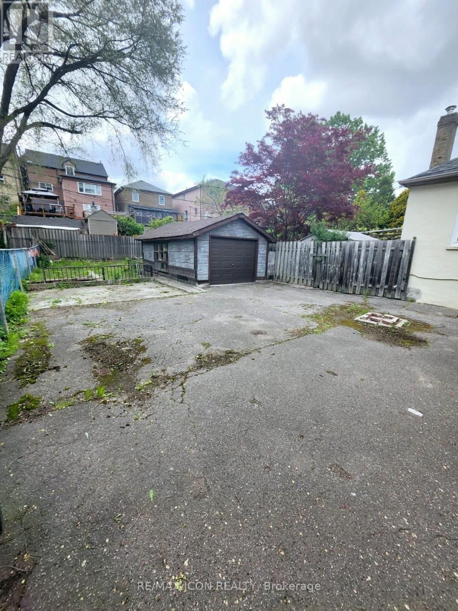 44 HAVERSON BOULEVARD Image 21