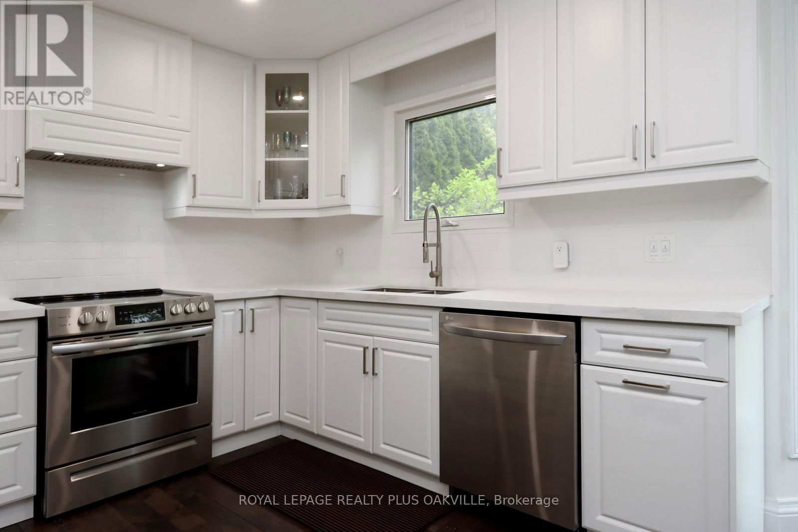 1437 THISTLEDOWN ROAD Image 14