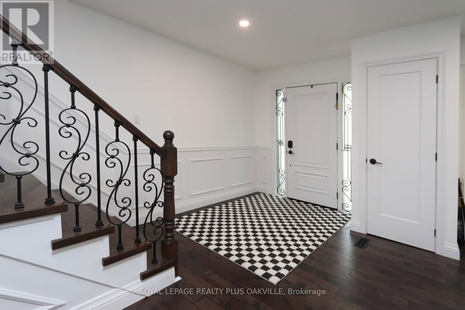 1437 THISTLEDOWN ROAD Image 3