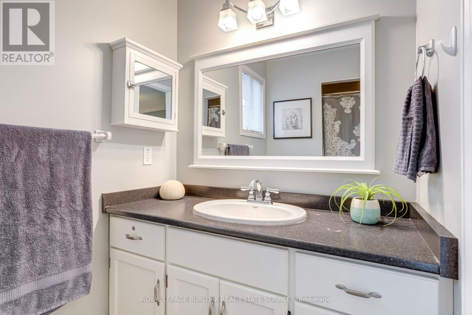 2134 DONALD ROAD Image 20