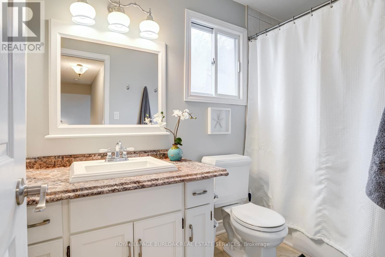2134 DONALD ROAD Image 24