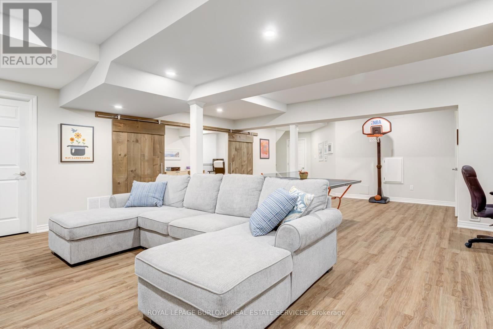 2134 DONALD ROAD Image 27
