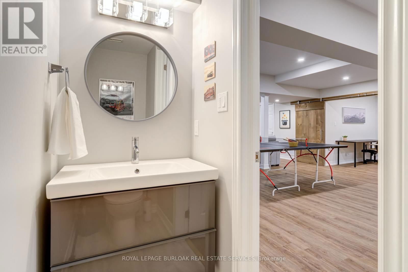 2134 DONALD ROAD Image 33
