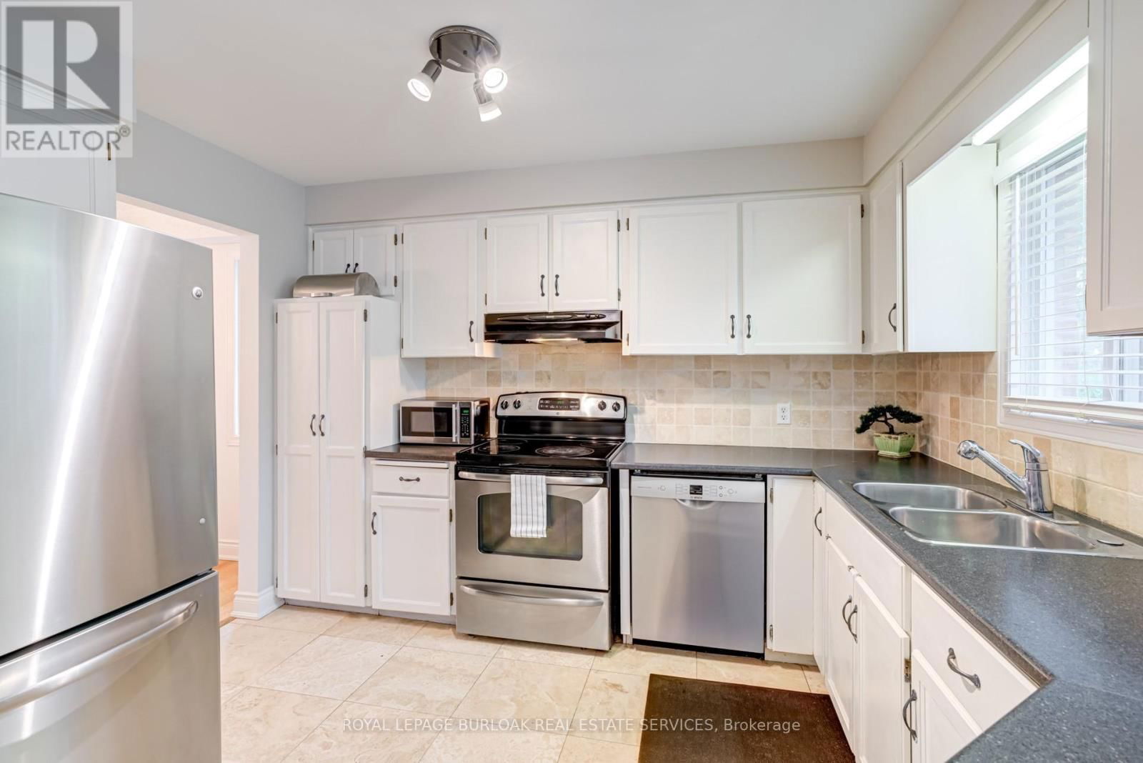 2134 DONALD ROAD Image 8