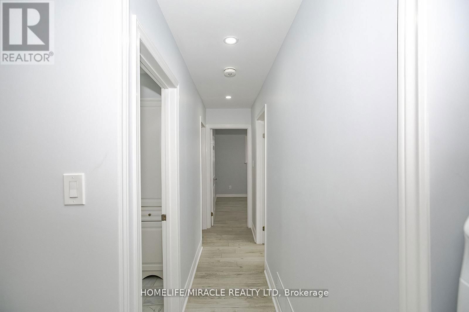 35 DEESIDE CRESCENT Image 16