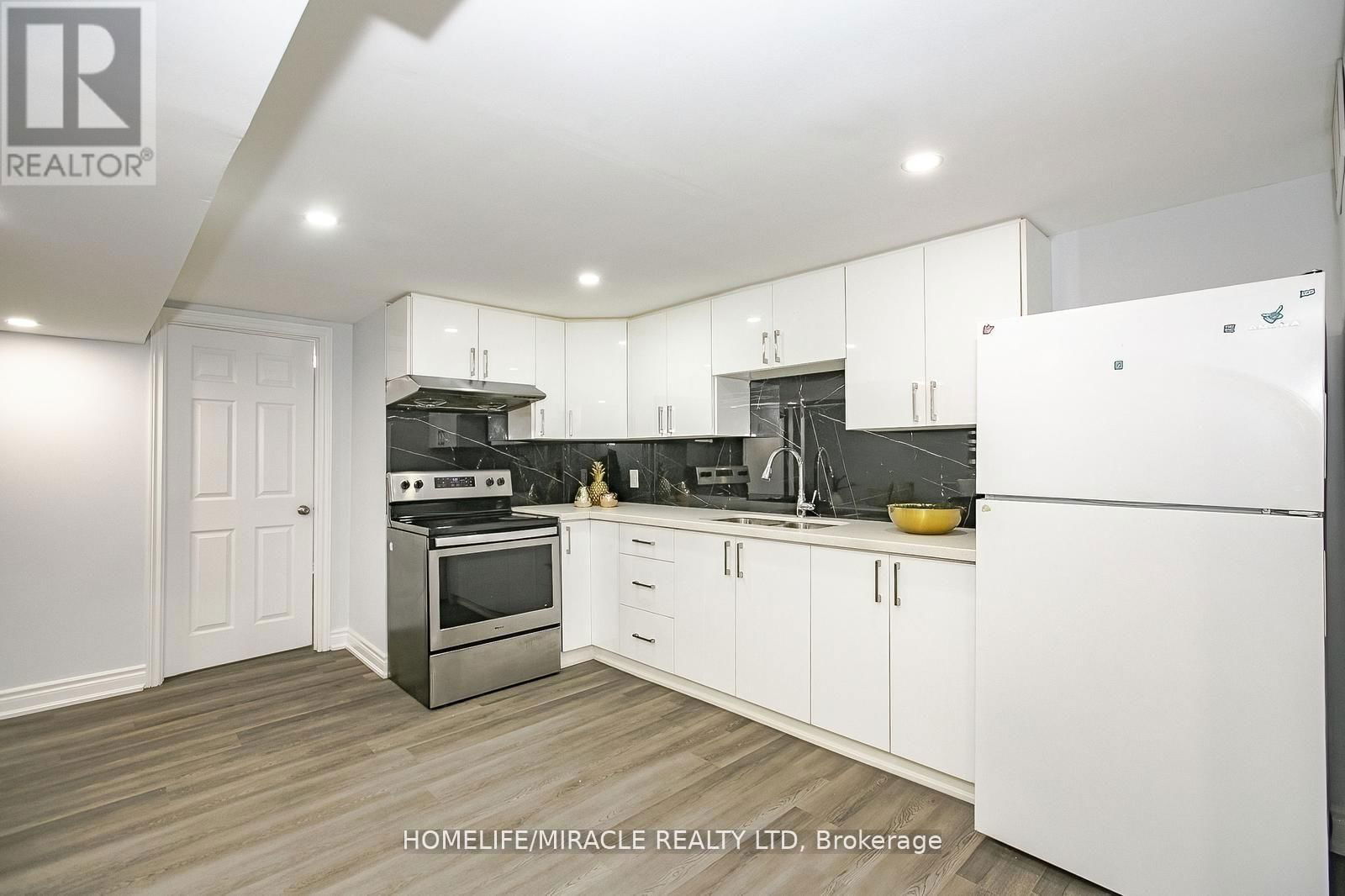 35 DEESIDE CRESCENT Image 34
