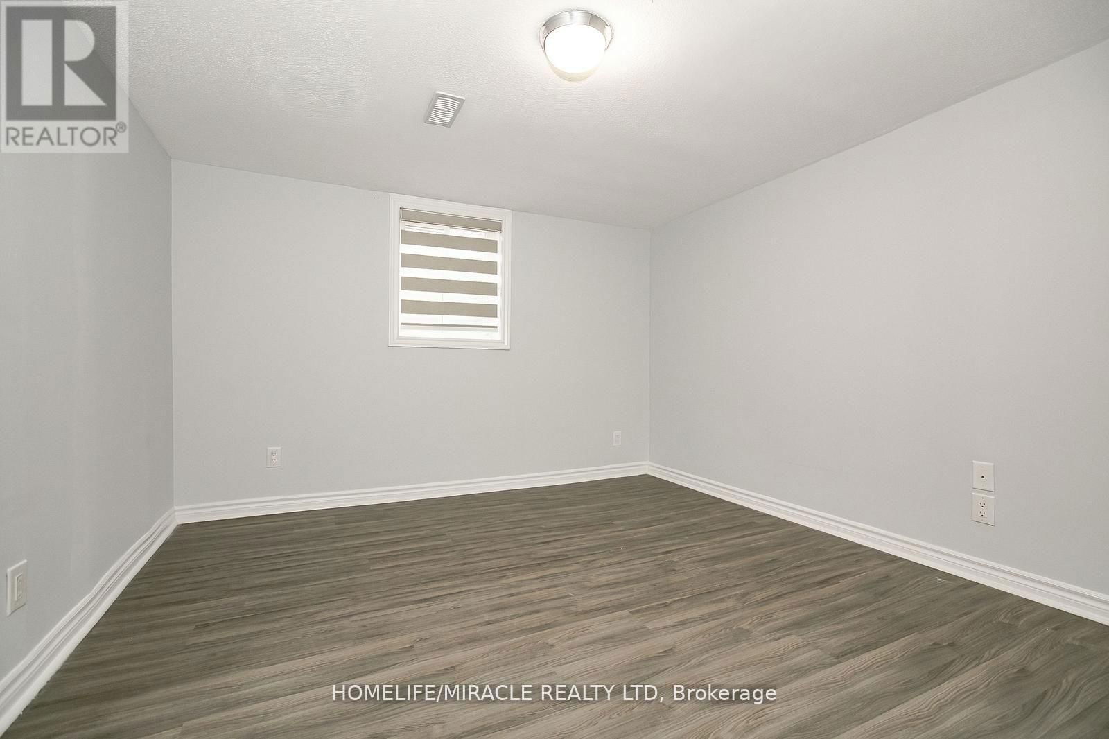 35 DEESIDE CRESCENT Image 36