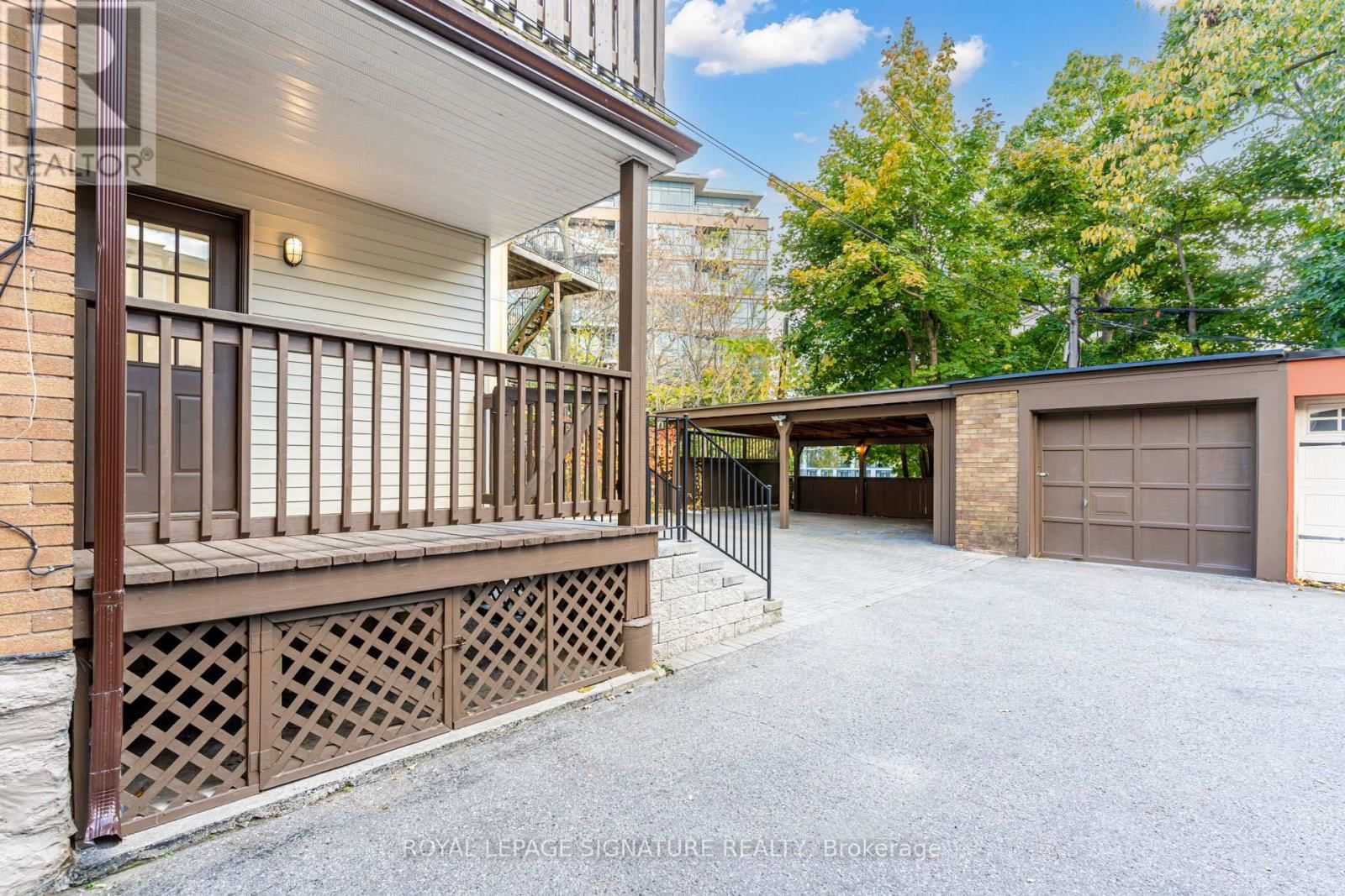 36 GOTHIC AVENUE Image 17