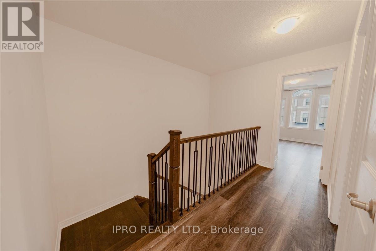 127 MARIGOLD GARDENS Image 19