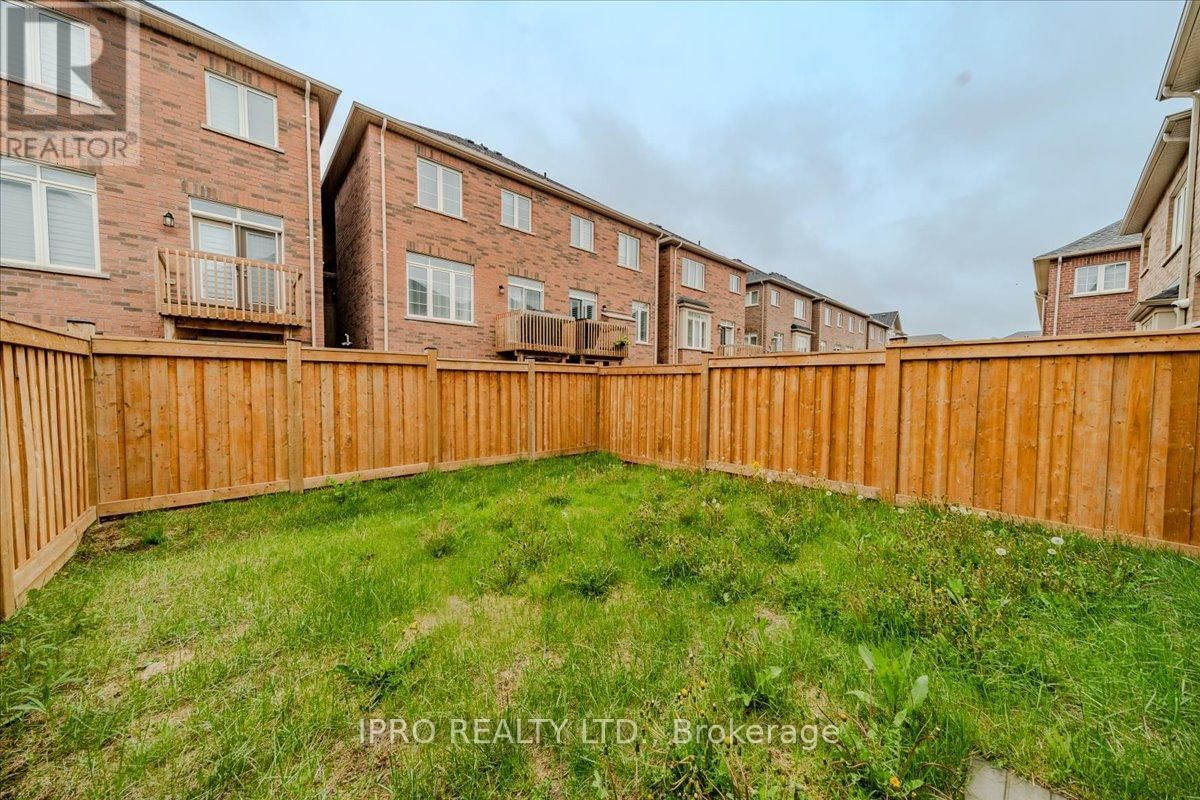 127 MARIGOLD GARDENS Image 29