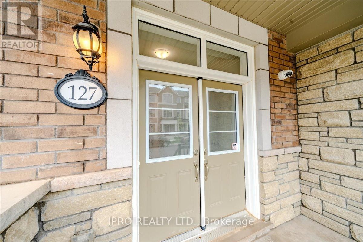 127 MARIGOLD GARDENS Image 4