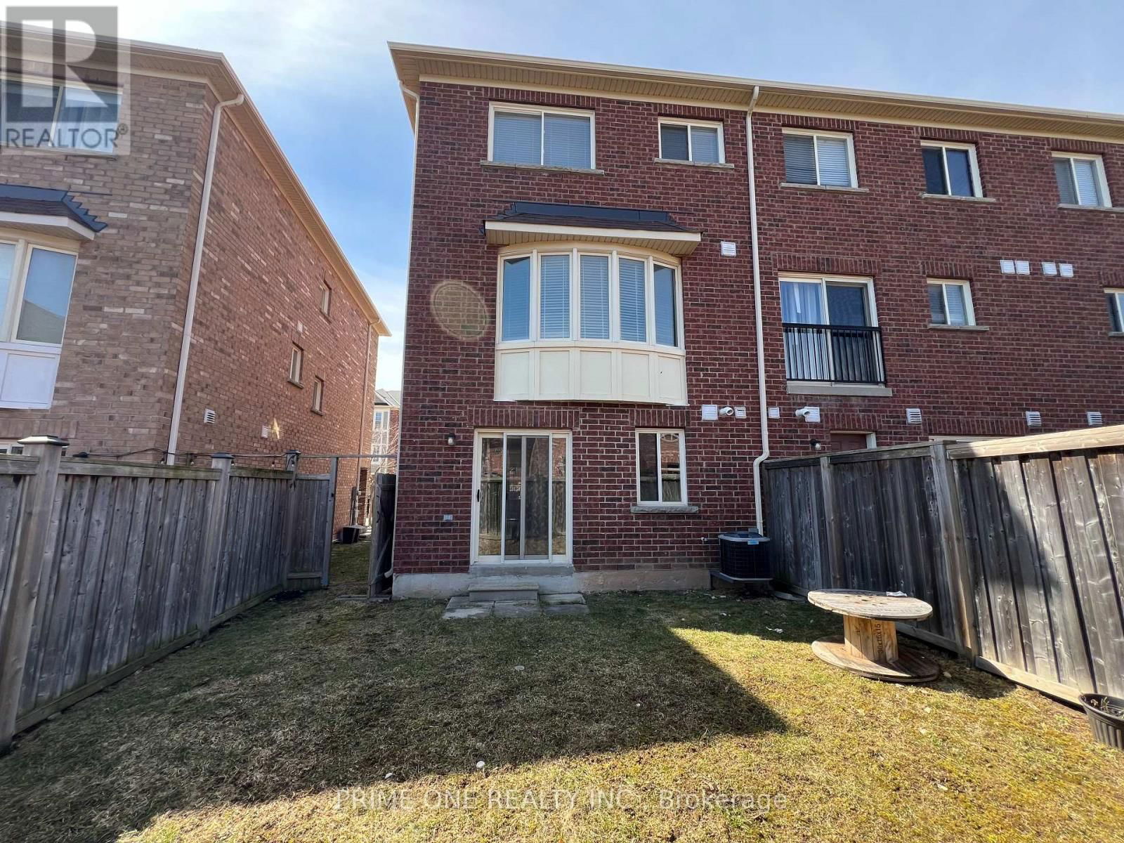 72 - 2178 FIDDLERS WAY Image 27