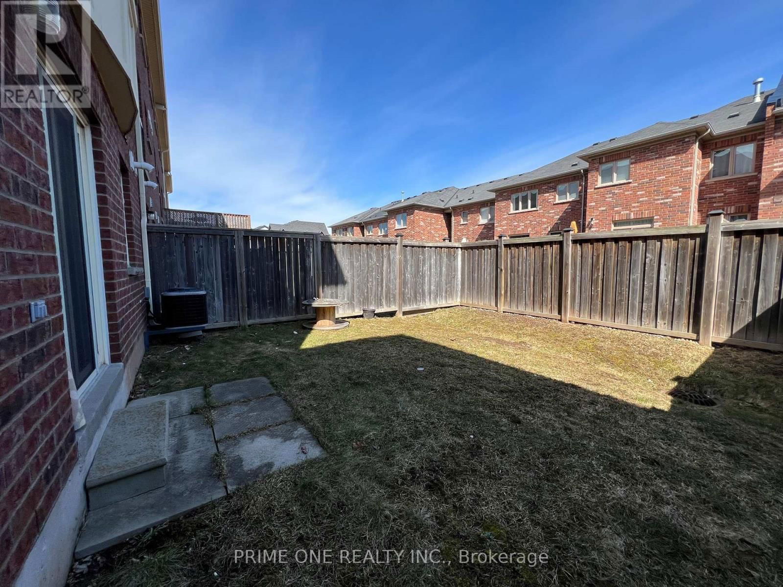 72 - 2178 FIDDLERS WAY Image 28