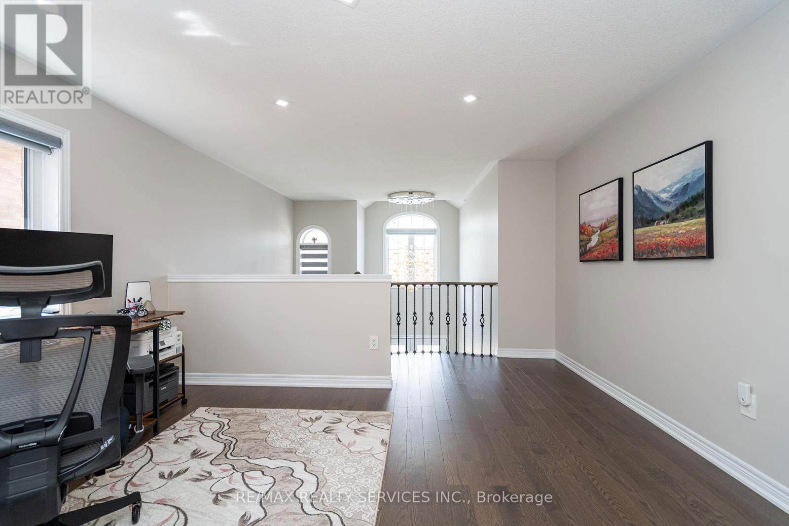 109 BENHURST CRESCENT Image 22