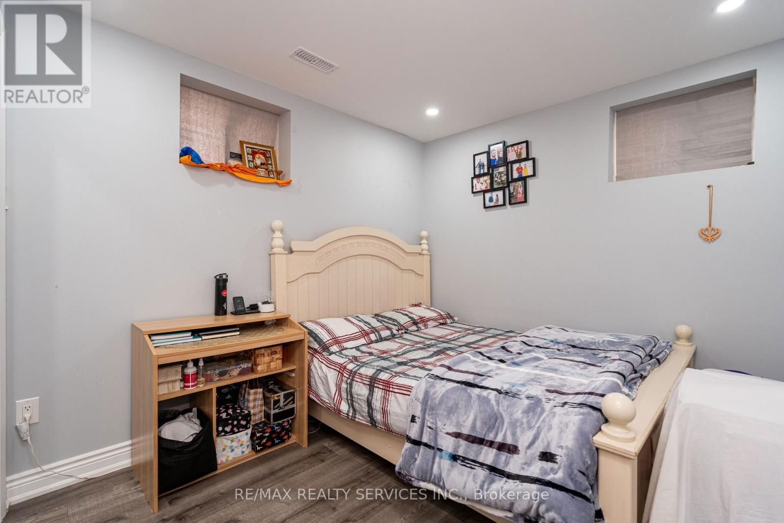 109 BENHURST CRESCENT Image 42