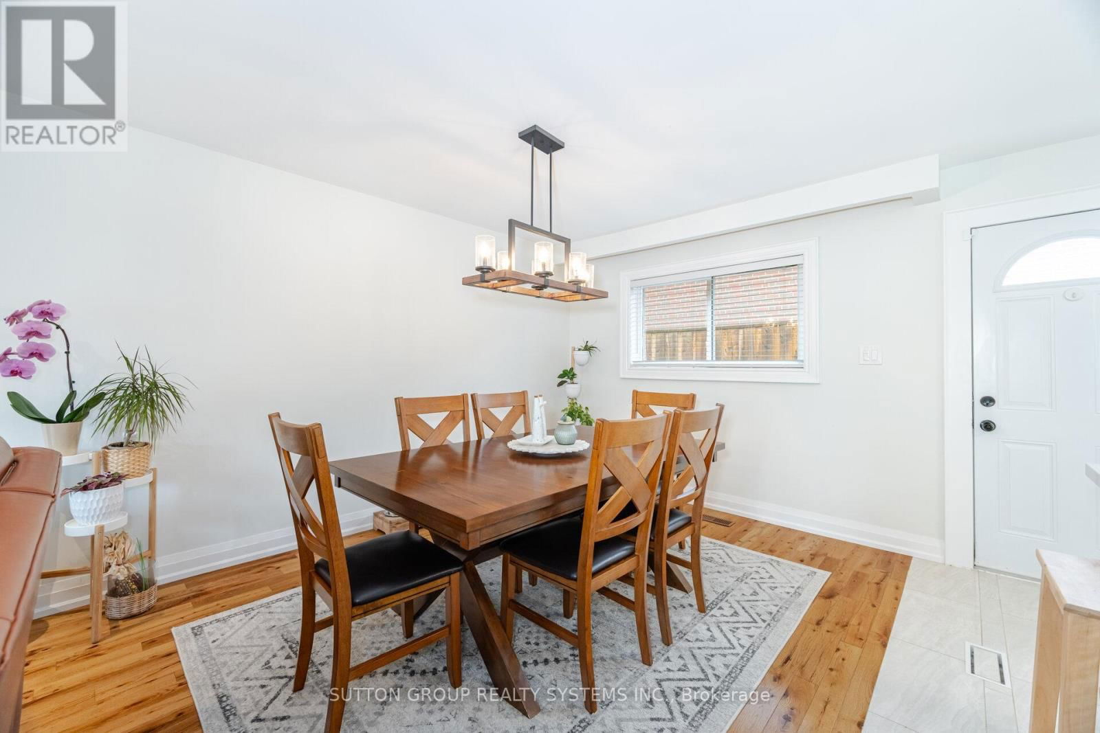 175 CONNAUGHT CRESCENT Image 16