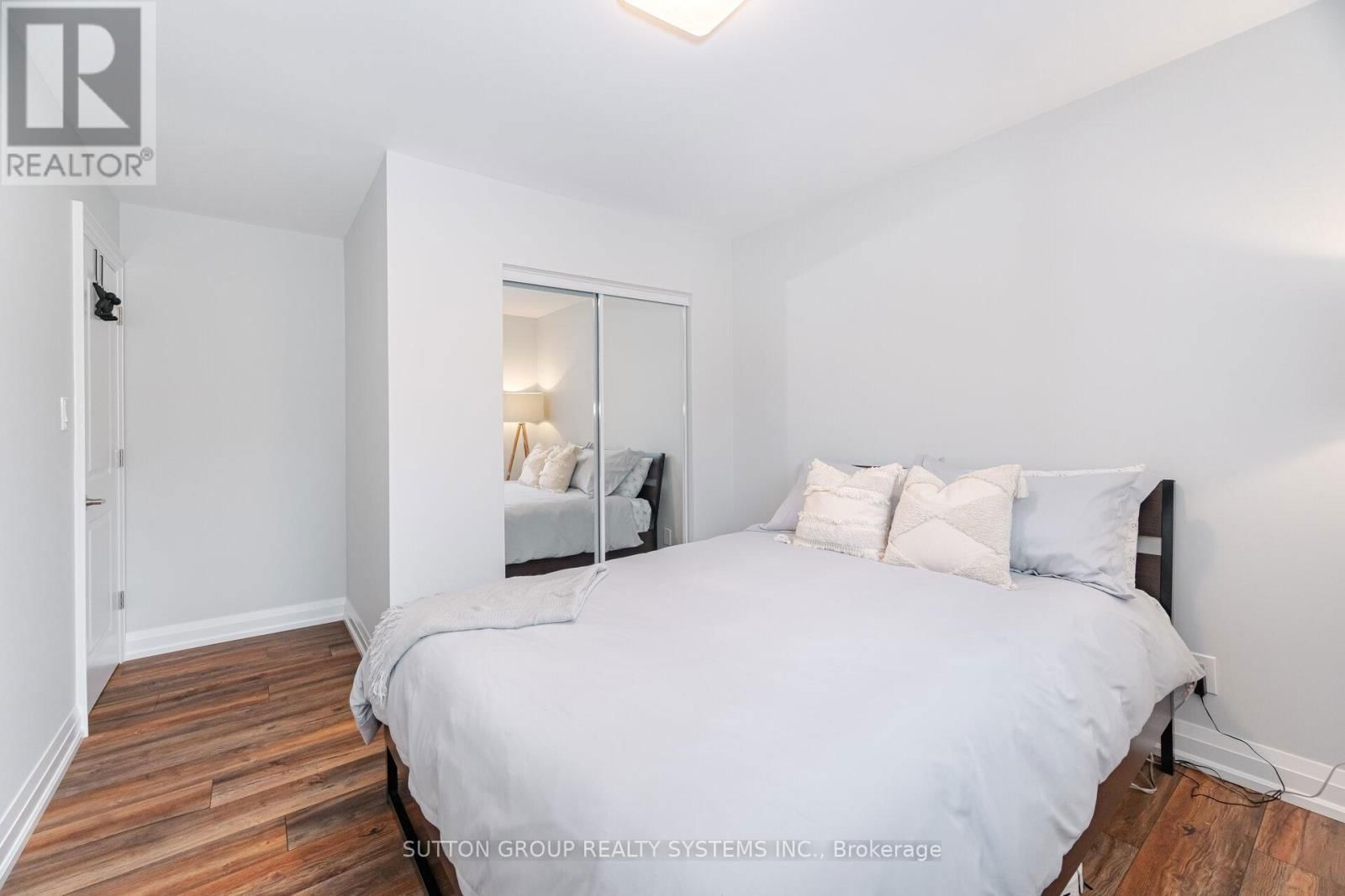 175 CONNAUGHT CRESCENT Image 28