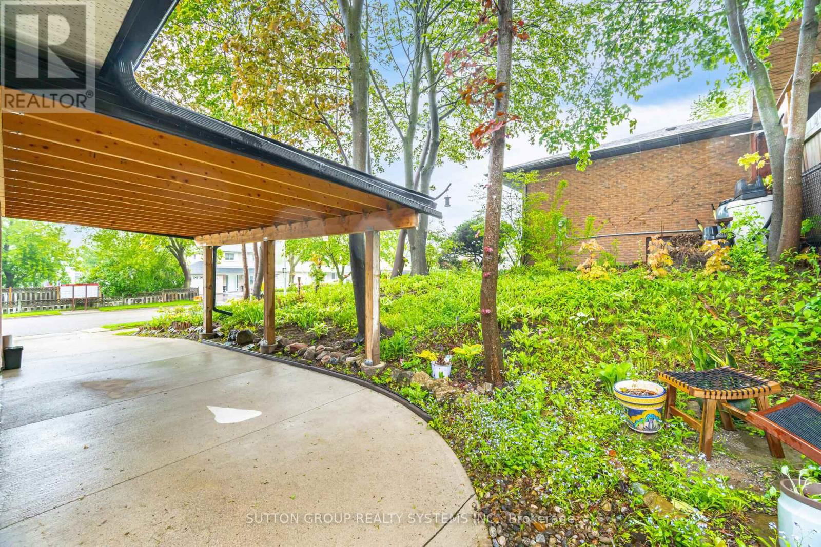 175 CONNAUGHT CRESCENT Image 49