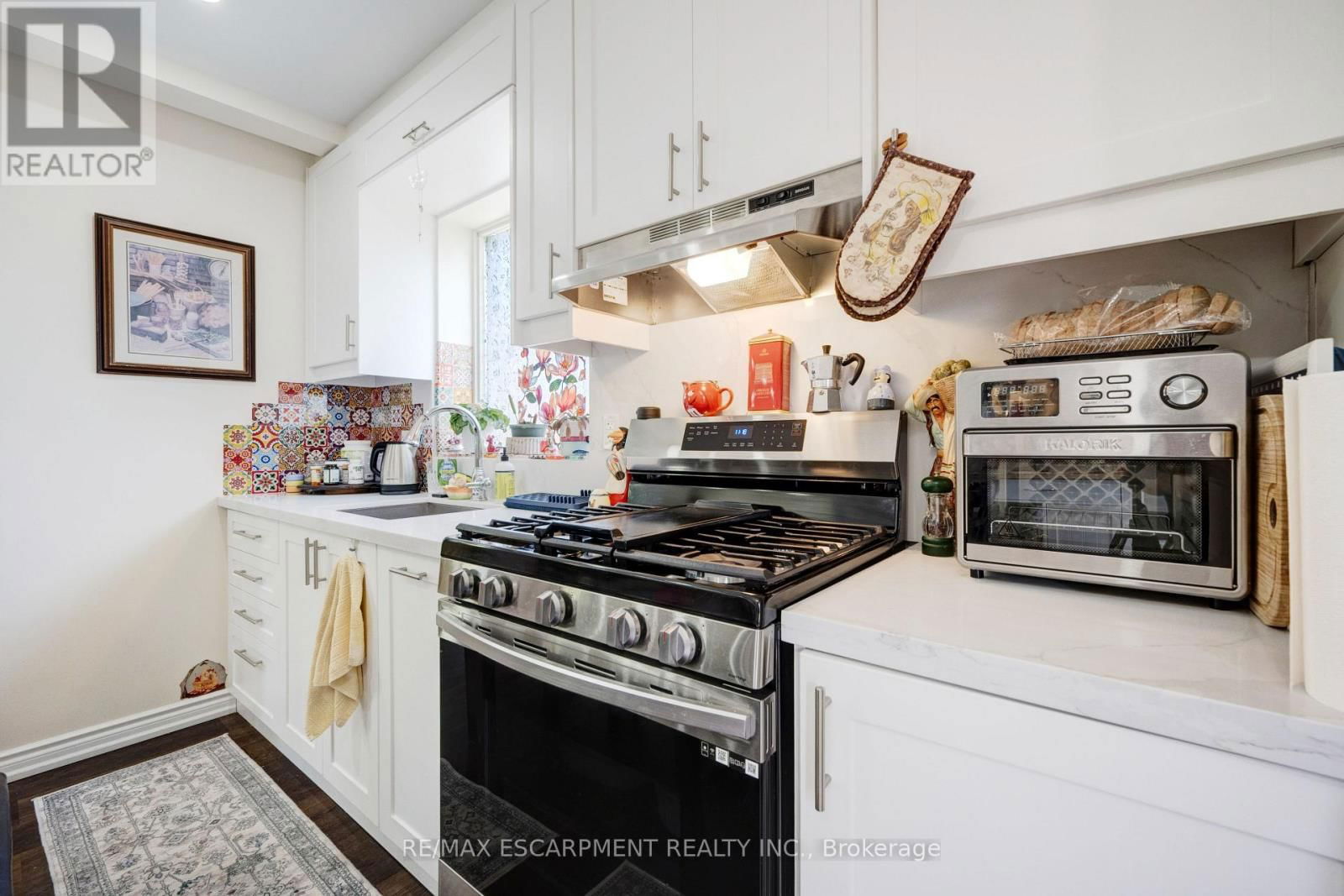41 MCCAUL STREET Image 14