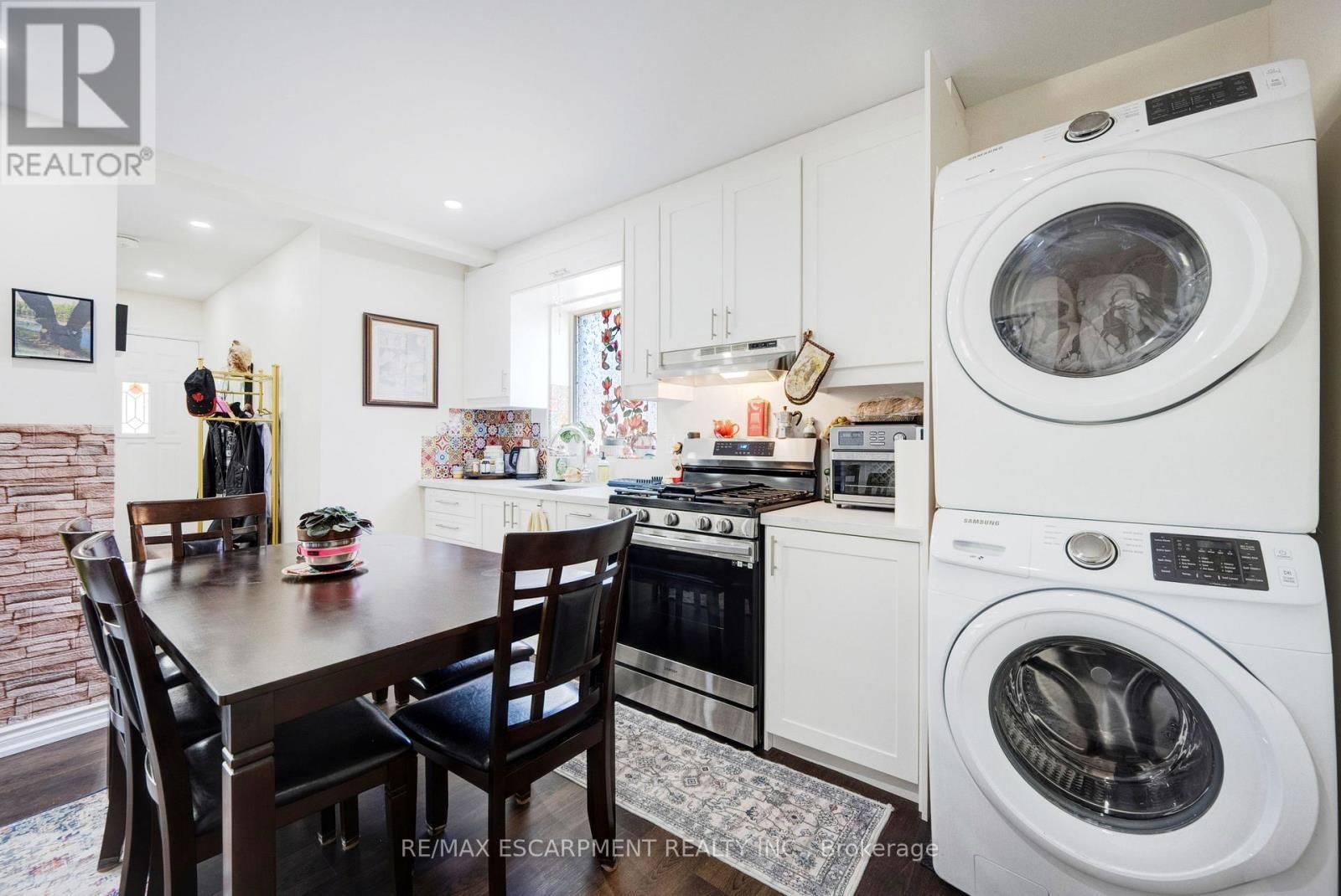 41 MCCAUL STREET Image 17