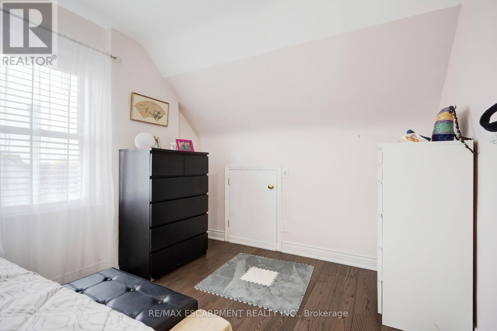 41 MCCAUL STREET Image 21