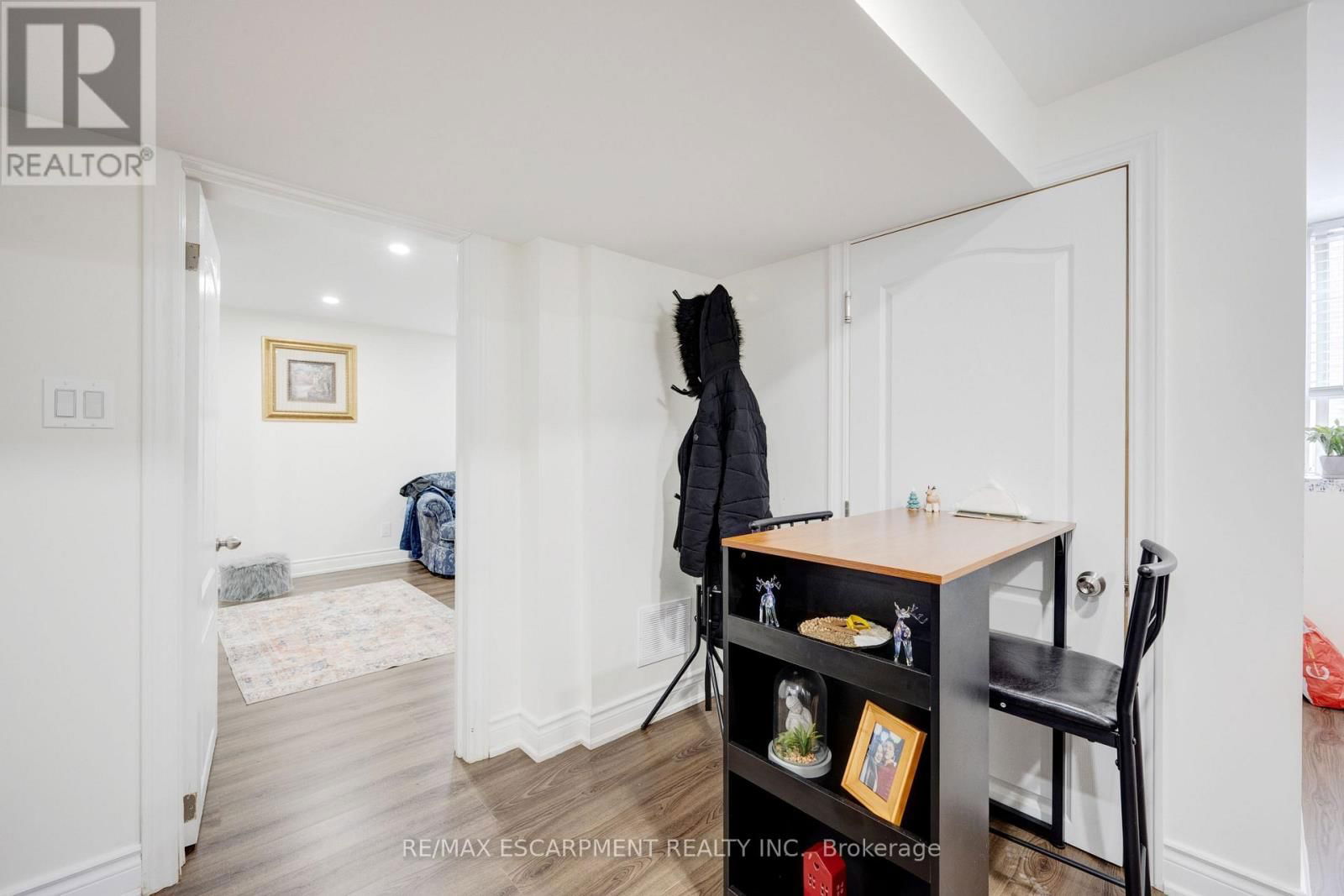 41 MCCAUL STREET Image 33