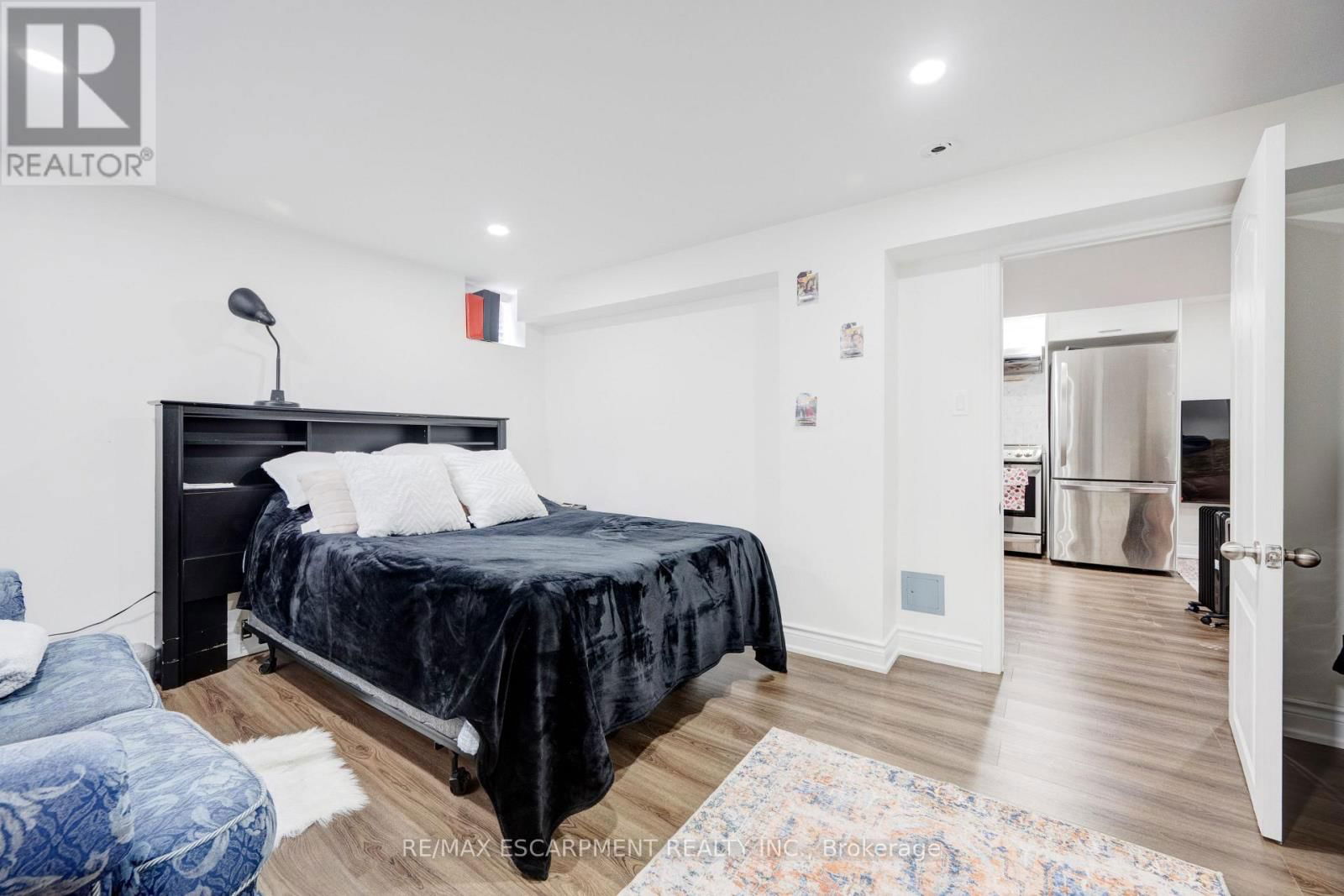41 MCCAUL STREET Image 35