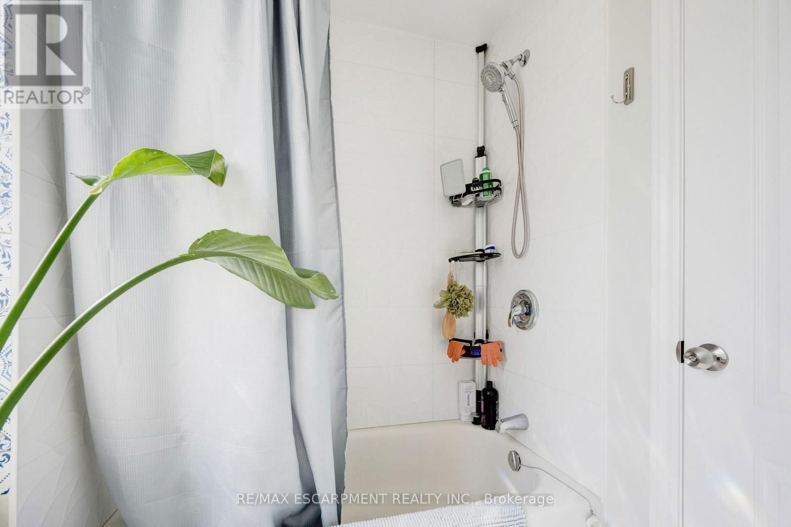41 MCCAUL STREET Image 39