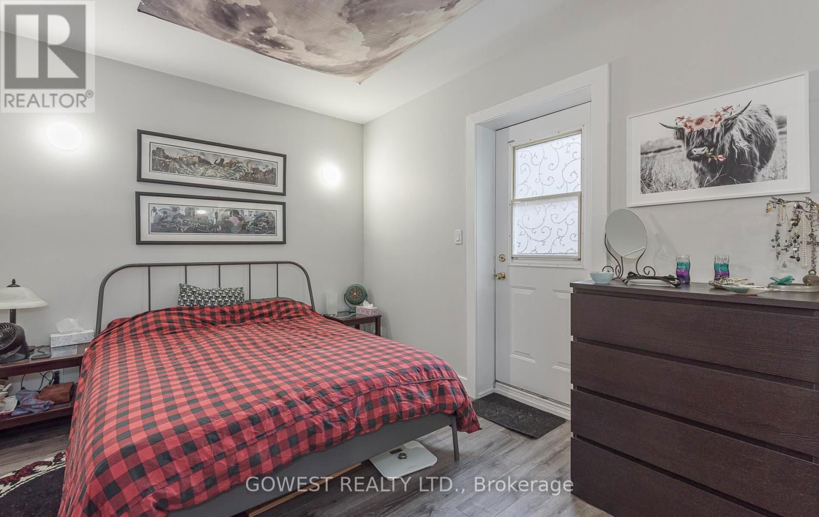 459 RONCESVALLES AVENUE Image 17