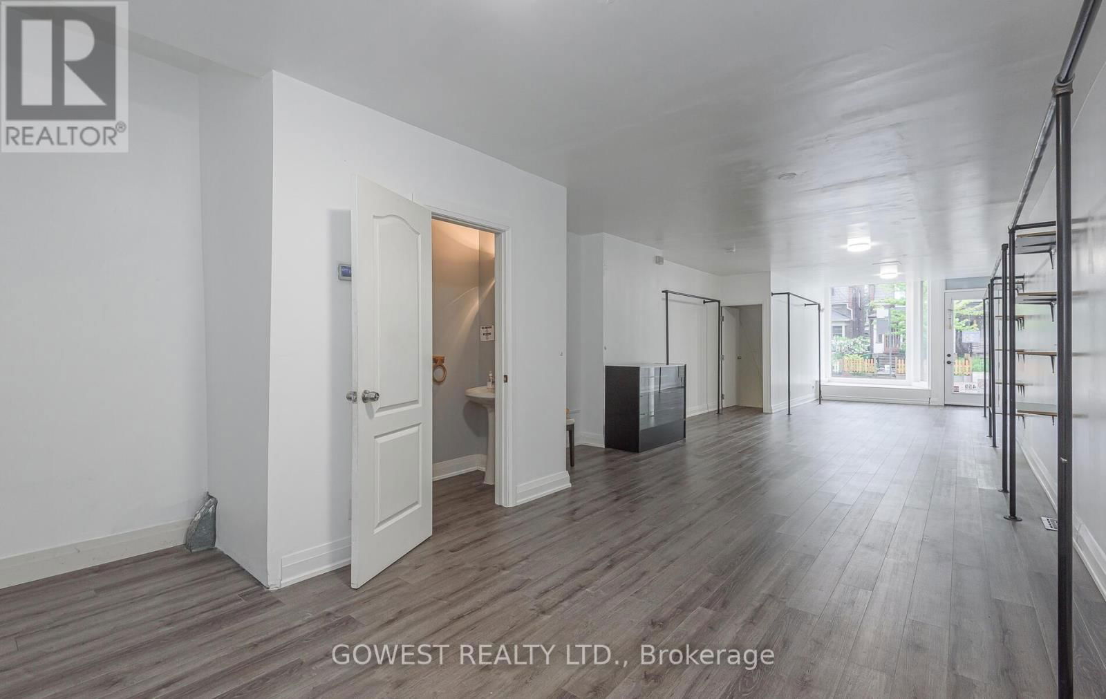 459 RONCESVALLES AVENUE Image 29