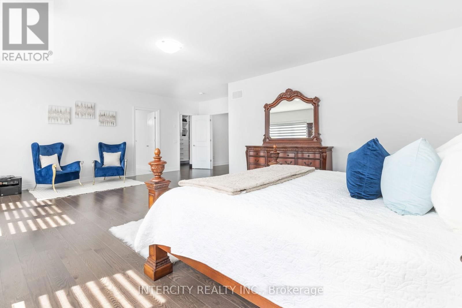 68 RASPBERRY RIDGE AVENUE Image 20