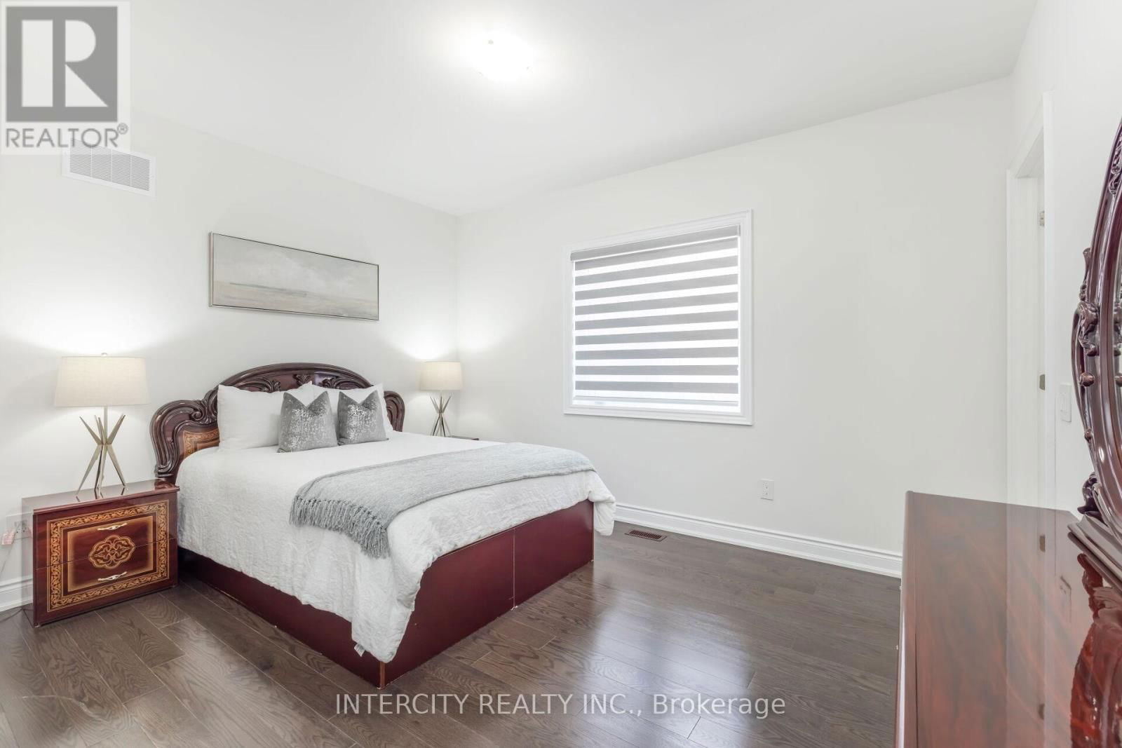 68 RASPBERRY RIDGE AVENUE Image 23